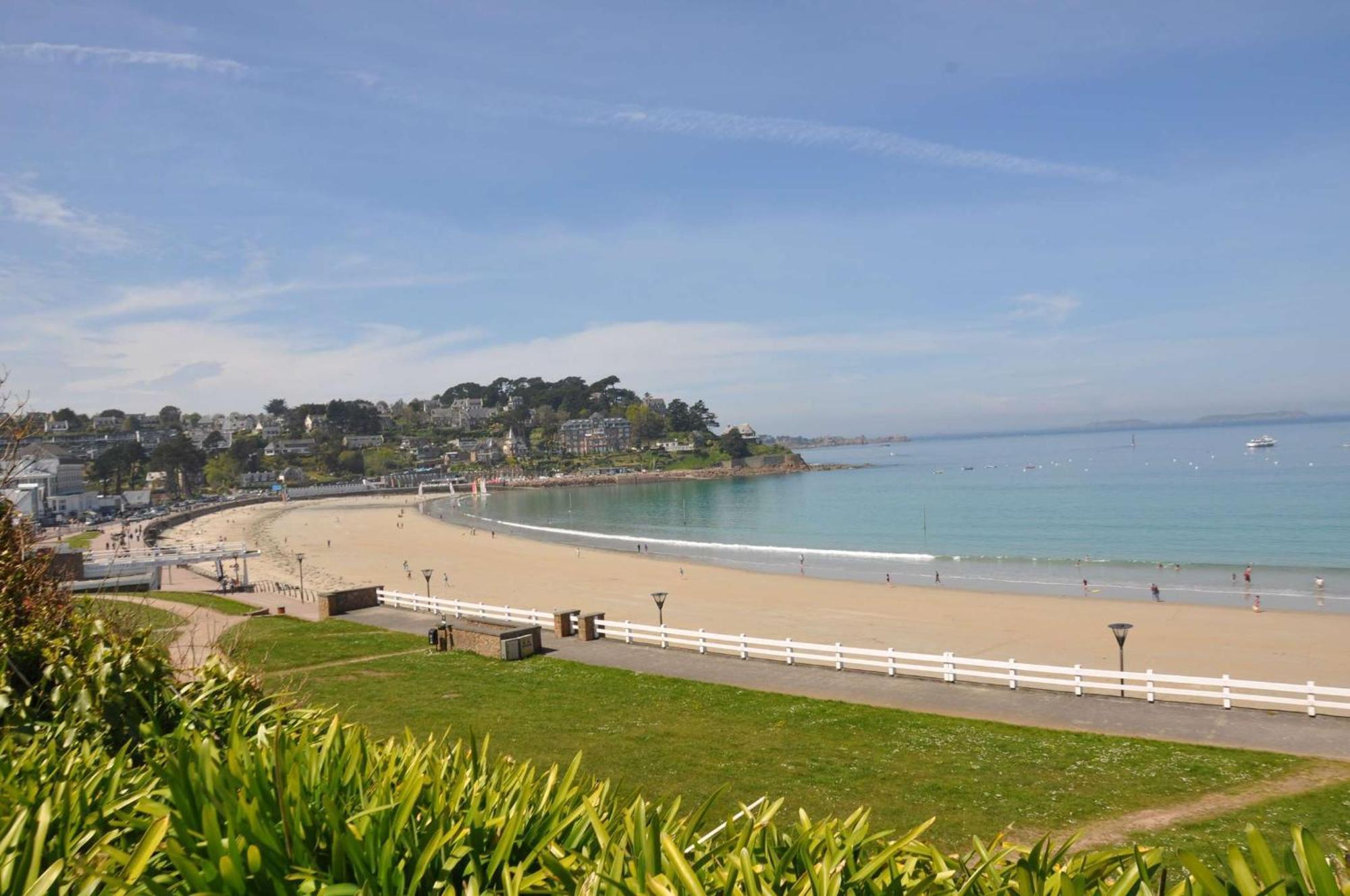 Bel Appartement Neuf Plage De Trestraou A Perros-Guirec - Ref 862 Exterior foto